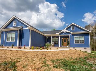 1686 Friendship Rd, Statesville, NC 28625