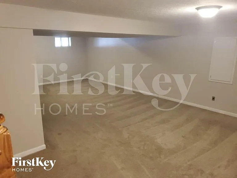 5606 Beechtree Ln — Photo 15