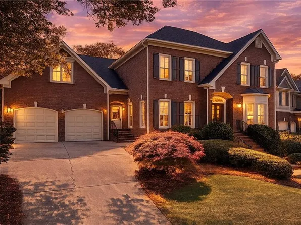 960 Allen Lake Ln, Suwanee, GA 30024