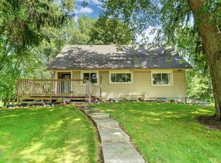 3850 Knollwood Dr, Beavercreek, OH 45432