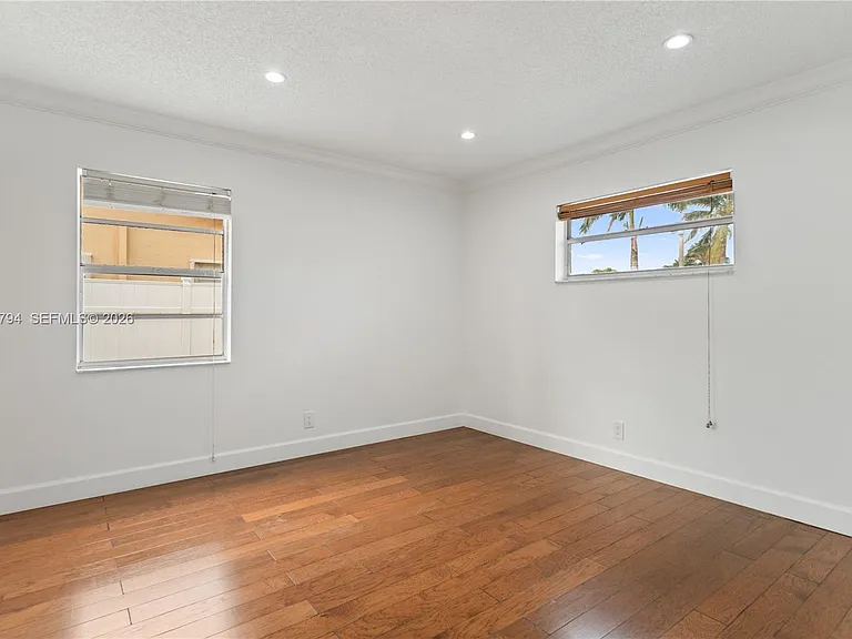 4151 SW 56th Ave — Photo 30