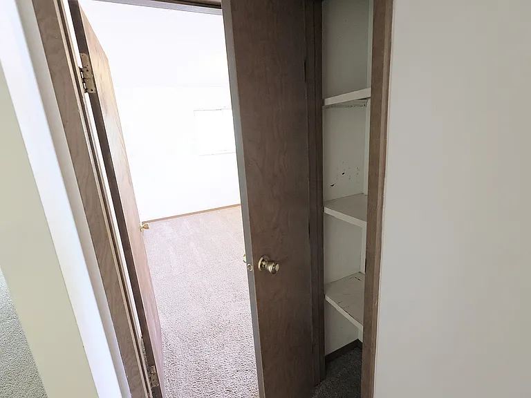 1728 S 14th St #13 — Photo 8