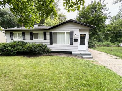 5801 Western Rd, Flint, MI, 48506