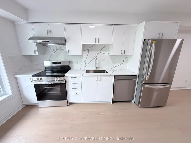 11 Plaisance Rd #5 — Photo 5