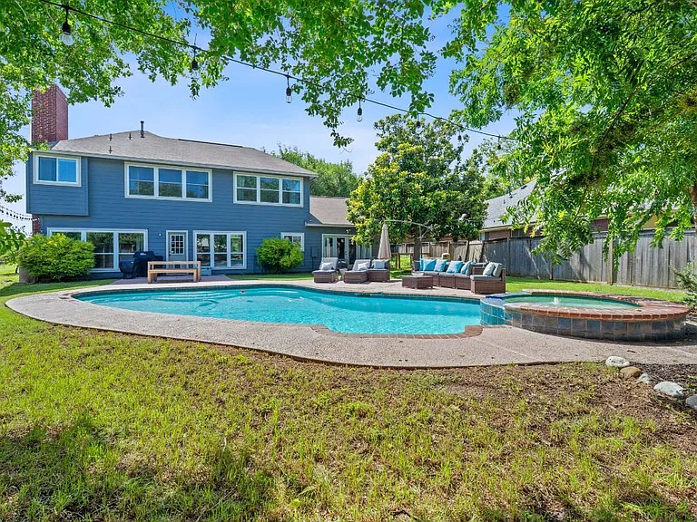 7604 Vail Valley Dr — Photo 8