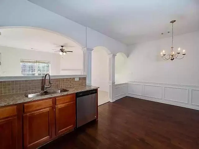 2184 Hawks Bluff Trl — Photo 5