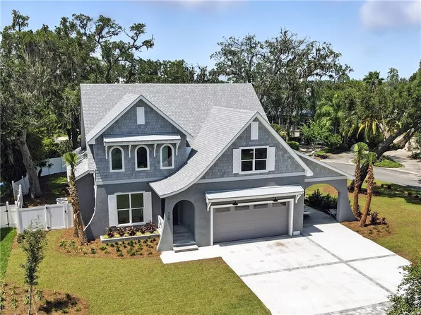 110 Pirates Cove St, Simons Island, GA 31522