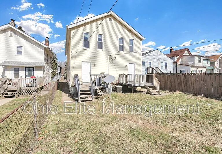 793 E Starr Ave — Photo 37