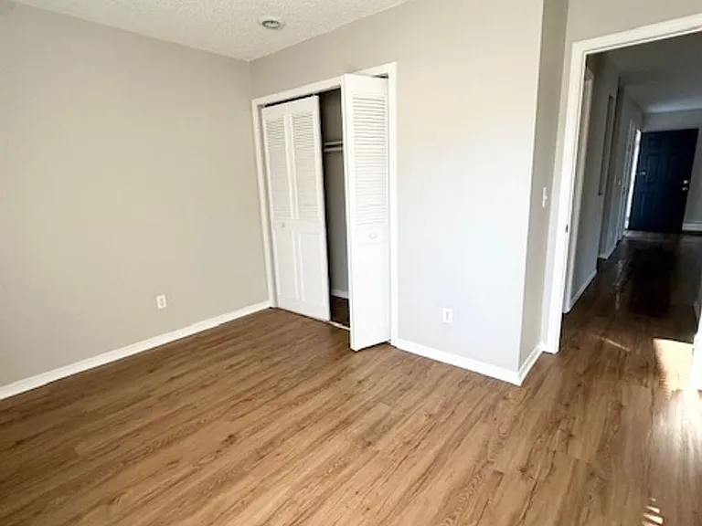 4502 Picturesque Cir — Photo 18