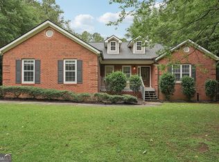 140 Alford Dr, Fayetteville, GA 30215