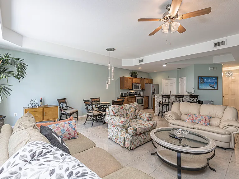 16141 Via Solera Cir — Photo 10