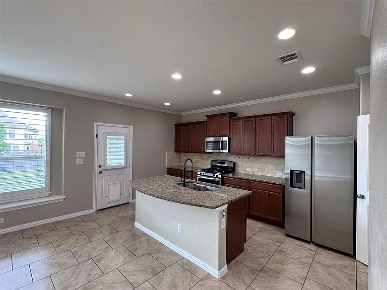 2605 Rough Berry Rd — Photo 12