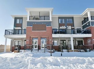 2033 Seeleys Bay St, Ottawa, ON K2J6L3