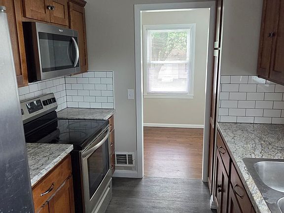 2nd image of 1028 N 77th Ave