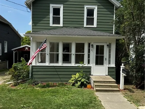 21 Prospect St, Warsaw, NY 14569