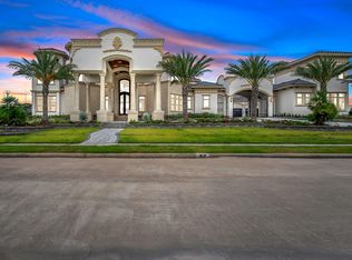 2003 Shore Line Dr, Seabrook, TX 77586