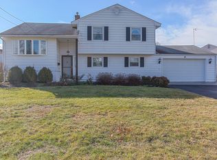 6 Kilmer Dr, Ewing, NJ 08638
