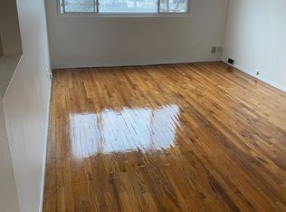 90 Gary Ct, Staten Island, NY 10314