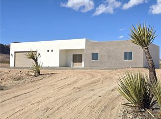 1621 S Don Luis Rd, Golden Valley, AZ 86413