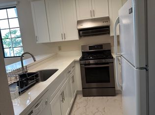 235 S Holliston Ave UNIT 118, Pasadena, CA 91106