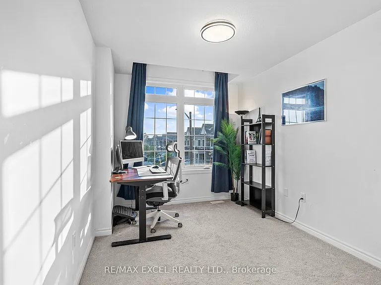 37 Macpherson St — Photo 29