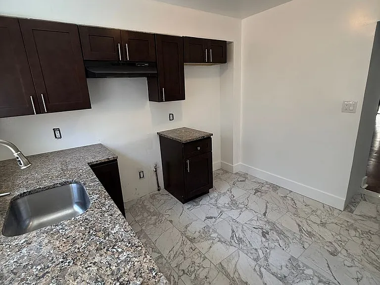3135 Agate St — Photo 8