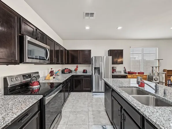 1262 E DENVIL Drive, Casa Grande, AZ 85122