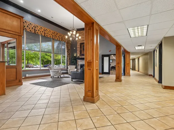 Tower in the Park, 55 Barrett Rd #A80a3f428, Berea, OH 44017
