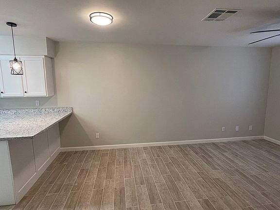 5th image of 3001 E Price St #14