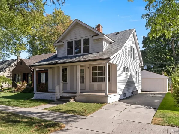 3369 Pelham St, Dearborn, MI 48124
