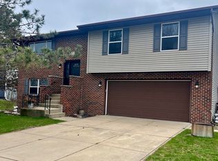 1175 S Decatur St, Hobart, IN 46342