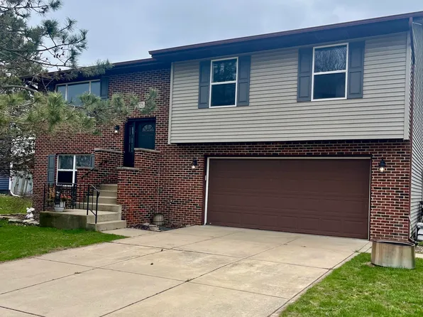 1175 S Decatur St, Hobart, IN 46342