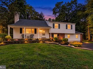122 County Line Rd, Lansdale, PA 19446