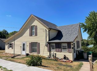 508 16th St, Corning, IA 50841