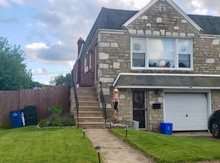 8227 Narvon St, Philadelphia, PA 19136