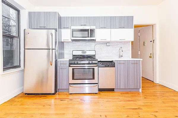 Rented by MySpaceNYC | media 1