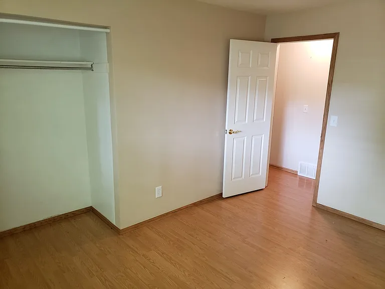 6221 W 110th Ave — Photo 11