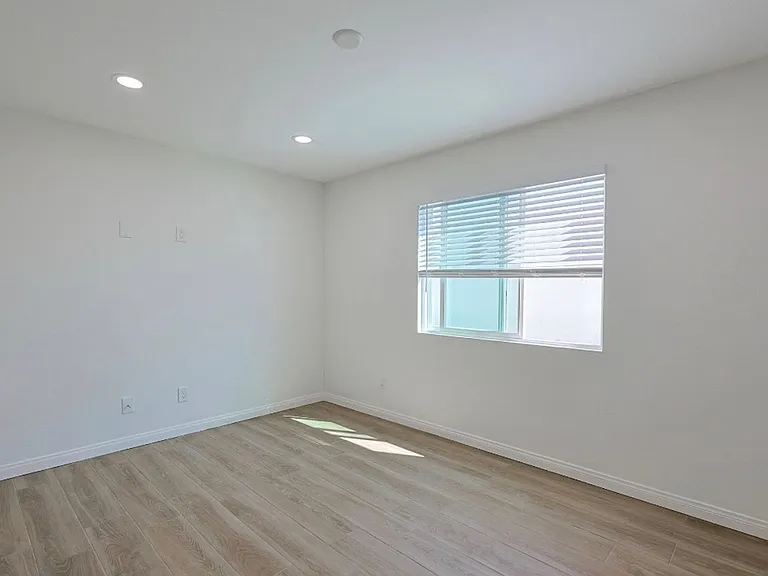 143 Buccaneer Dr — Photo 7