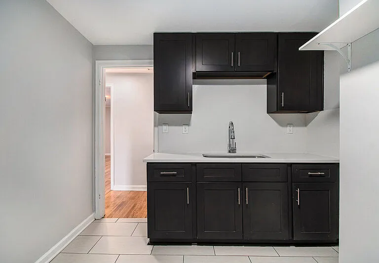 5517 NW Radial Hwy — Photo 5