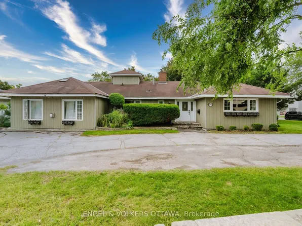 1994 Carling Ave, Ottawa, ON K2A 1G1