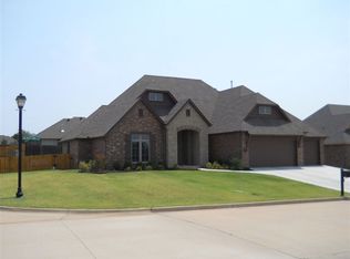 3215 S Black Oak Dr, Stillwater, OK 74074