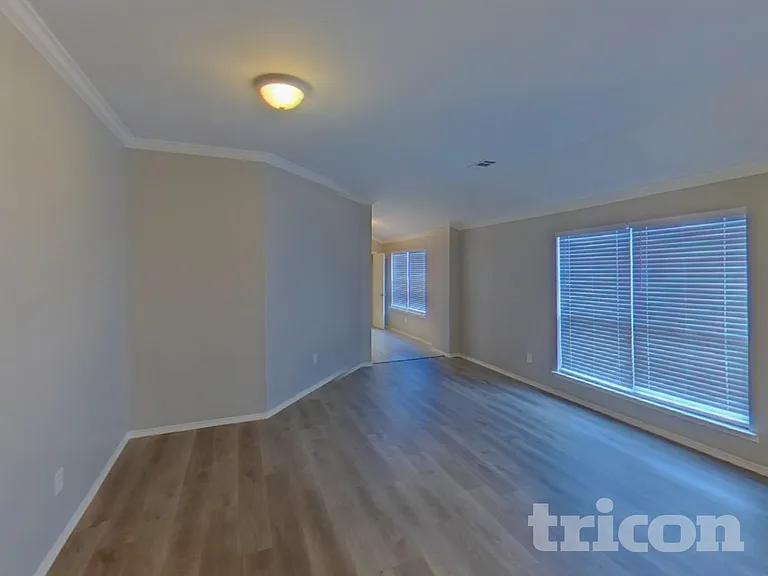 716 Sequoia Dr — Photo 4