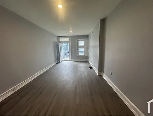 6017 Chestnut St #1 — Photo 5