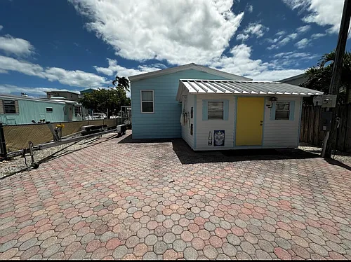 1510 Aqueduct Ln Photo 1