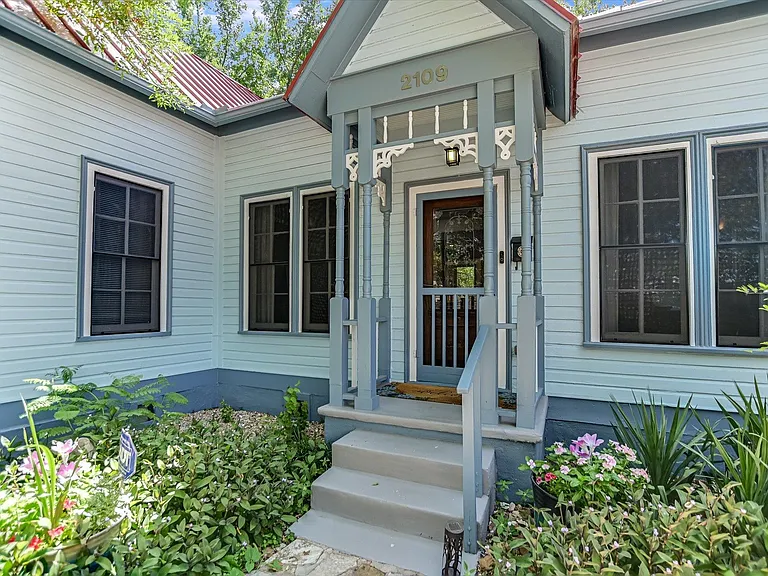 2109 Nickerson St — Photo 22