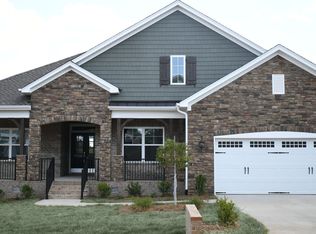 7704 NW Meadows Dr, Stokesdale, NC 27357