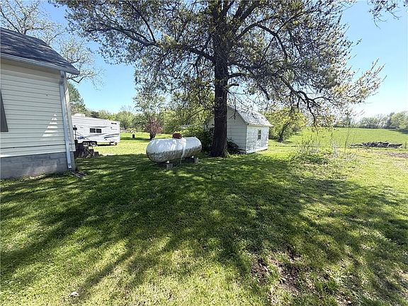 4th image of 340 W Wisconsin St