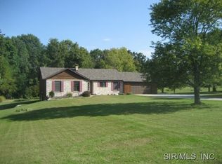 6827 Clay School Rd, Collinsville, IL 62234