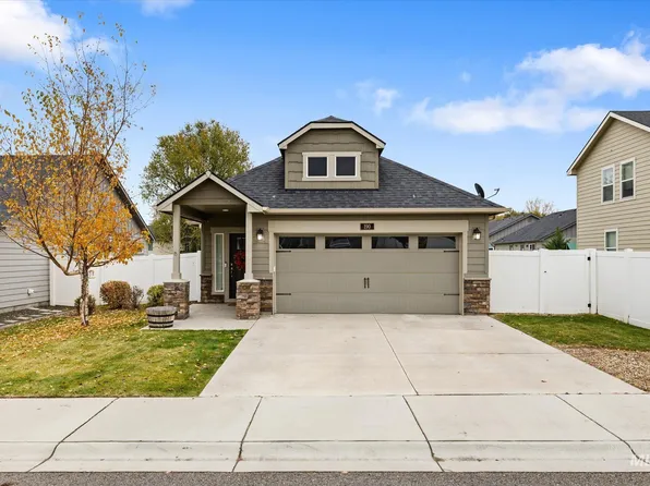 190 S Johns Bay Ave, Kuna, ID 83634