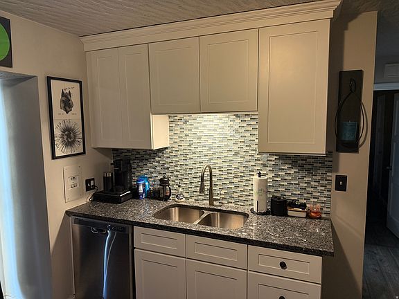 3rd image of 3572 S Madison Ave E